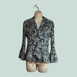 Apostrophe Petite Animal Print Ruffled Button Down Gray Tones S/CH (6-8)